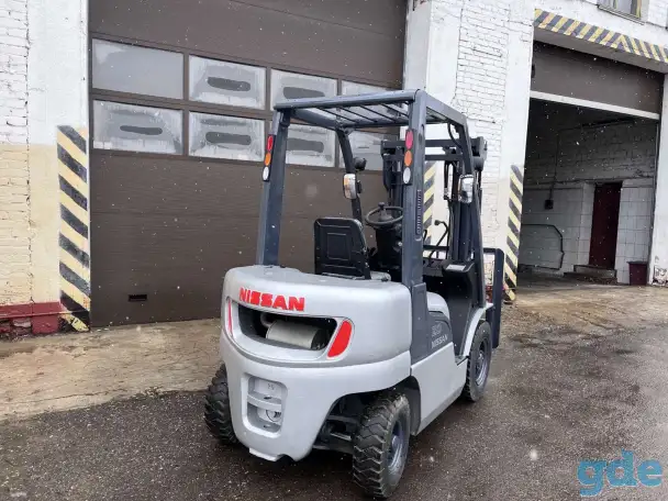 Японский вилочный дизельный погрузчик NISSAN YL02A20, фотография 2