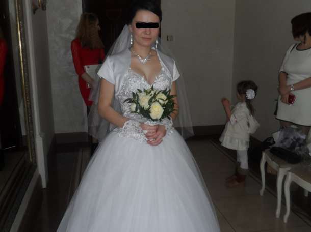 Свадебное платье, фотография 1