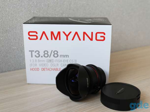 Объектив Samyang 8mm T3.8 AS IF UMC Fish-eye CS II VDSLR Canon EF, фотография 1