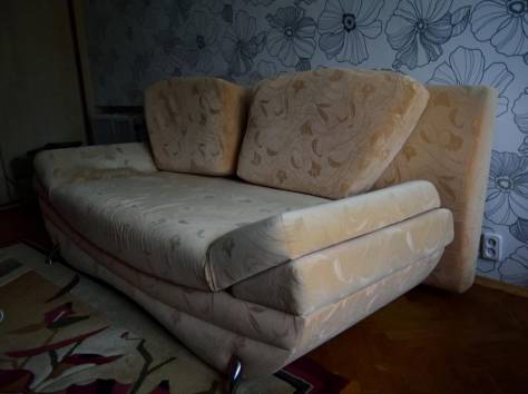 Диван и кресло, фотография 1