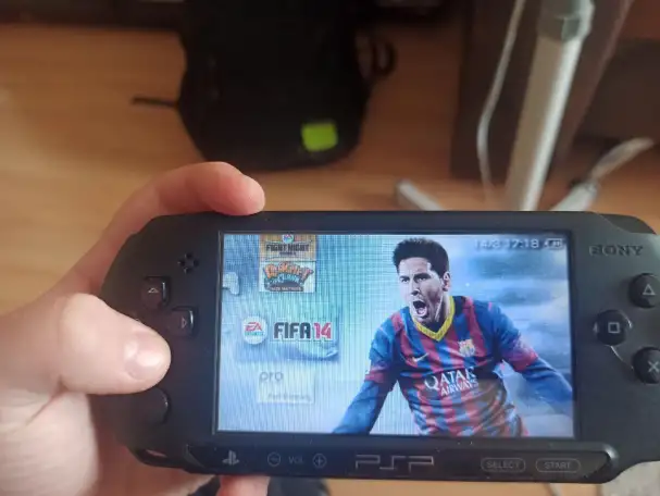 PSP 1000 много игр отличное состояние, фотография 1