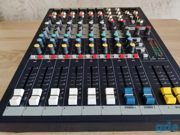 Микшерный пульт Soundcraft EPM6, фотография 4
