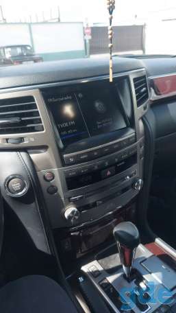 LEXUS LX570 III рестайлинг, фотография 8