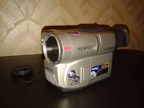 Видеокамера Samsung VP-L800, фотография 1
