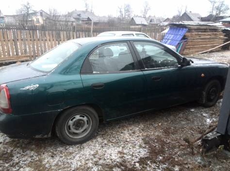 Daewoo Nubira (Деу Нубира) 1998  1,6 бензин.Седан., фотография 7