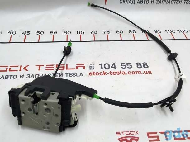 Зап. части для авто Tesla. Замок двери передней левой Tesla model XBAZ Door lock, front left {MX, фотография 2