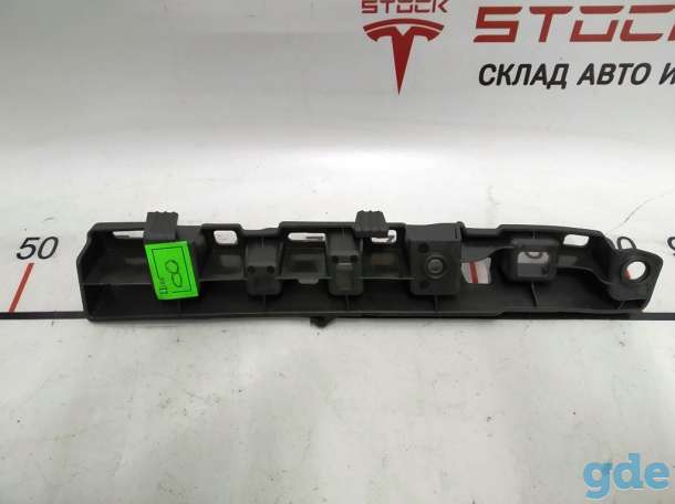 Зап. части для авто Tesla. Кронштейн крепления верхний фронтальн.левый накладки дверного проёма двери сокола Tesla model, фотография 2