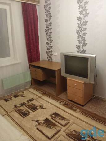 Сдаются 2 комнаты в 4 х комн. квартире, Менделеева,30, фотография 1