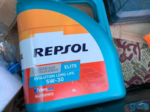Моторное масло Repsol 5W-30, фотография 1