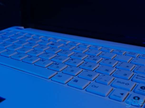 Нетбук ASUS Eee PC 1005PE-WHI079S, фотография 1