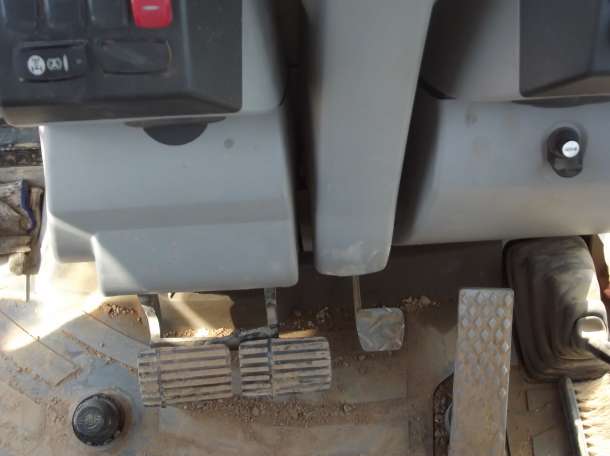 Продаю экскаватор-погрузчик CAT428F , фотография 8