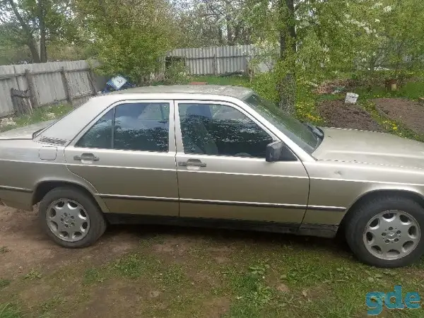 Mersedes Mercedes-Benz 190, фотография 1