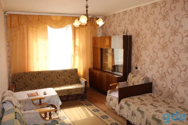 квартира посуточно, Строителей ул., фотография 1