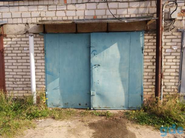 Продам гараж в обществе 