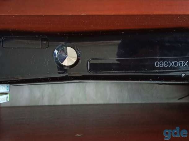Xbox 360 s, фотография 1