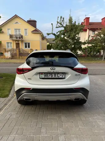 Infiniti QX30 2016, фотография 5