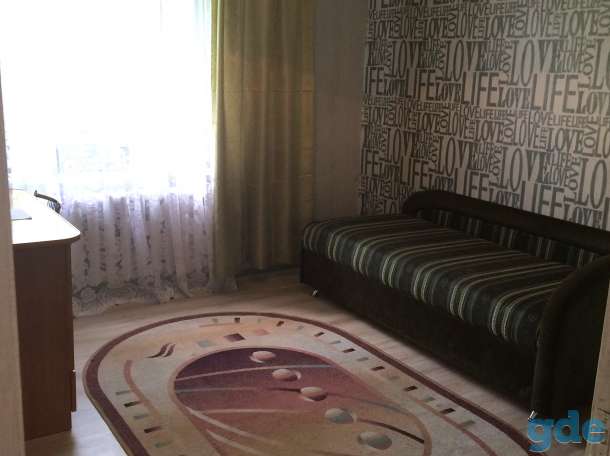 Продам двухкомнатную квартиру новой планировки, пр-т Победы, д. 4, фотография 2