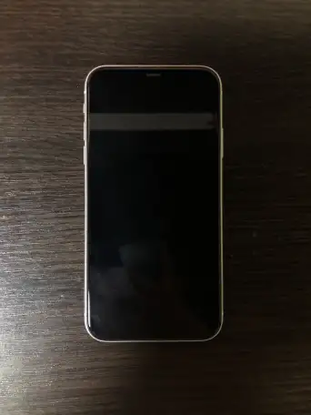 Продажа IPhone 11 128 мб Состояние хорошее, фотография 2
