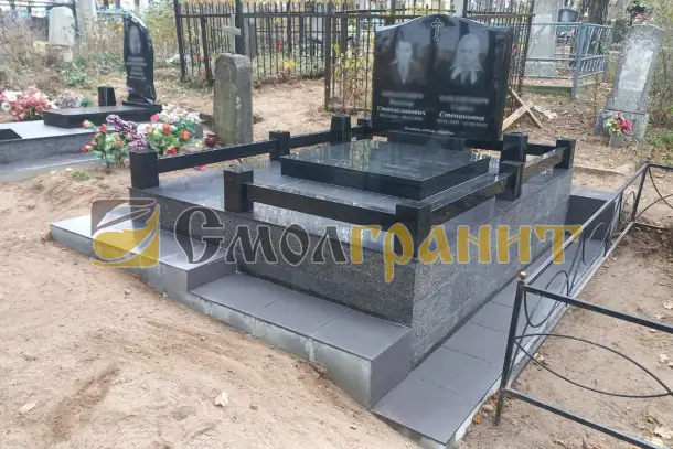 Гранитные памятники и мемориальные комплексы, фотография 4