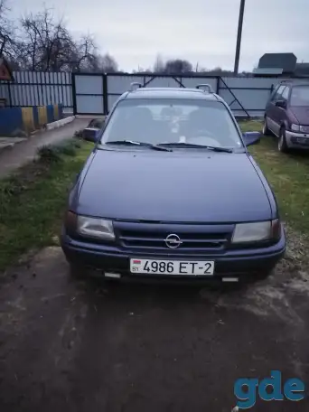Автомабиль Opel Astra, фотография 4