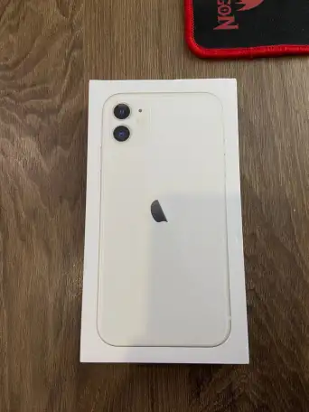 Продажа IPhone 11 128 мб хорошее состояние, фотография 3