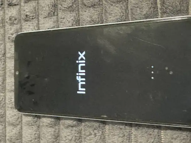 Мобильный телефон INFNIX HOT 30I, фотография 1
