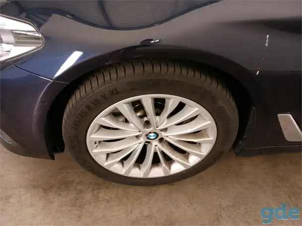 BMW 5 Series 530i Executive - Бензин. Автомат., фотография 12