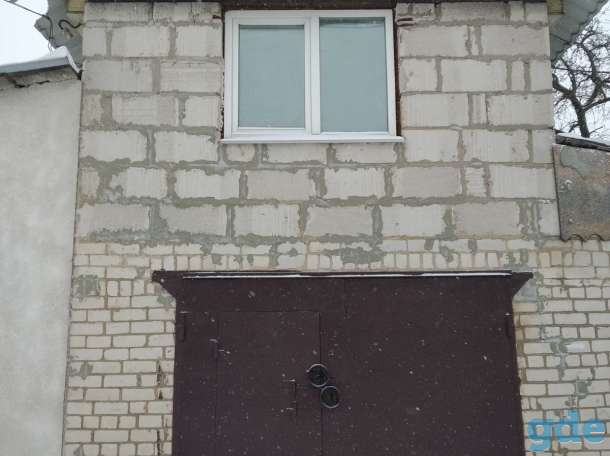 Сдам гараж с летней комнатой в аренду 20 кв.м., фотография 1