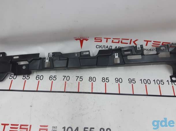 Зап. части для авто Tesla. Направляющая панели багажного отделения правая Tesla model XCC ASY, B, фотография 1