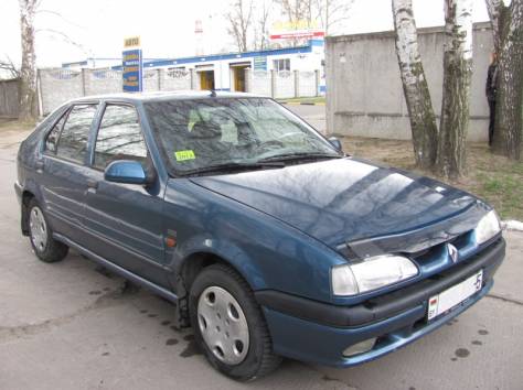 Renault 19 RT, фотография 1