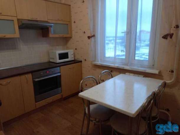 Продается 2х комнатная квартира. Радужная 17, фотография 1
