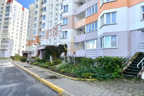 Трехкомнатная квартира по адресу: Л. Сапеги, д. 7, фотография 2