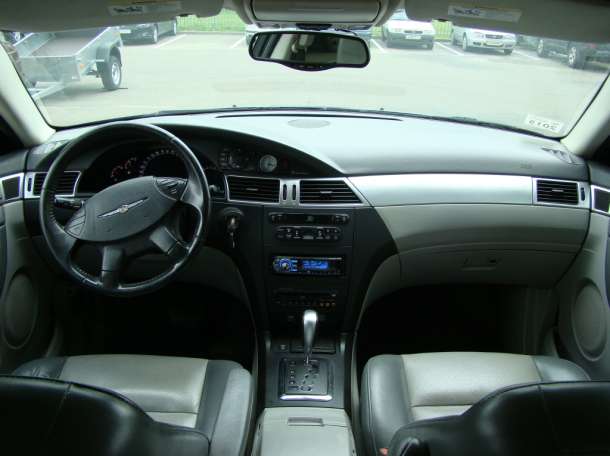Мощный автомобиль Chrysler Pacifica AWD WP, фотография 6