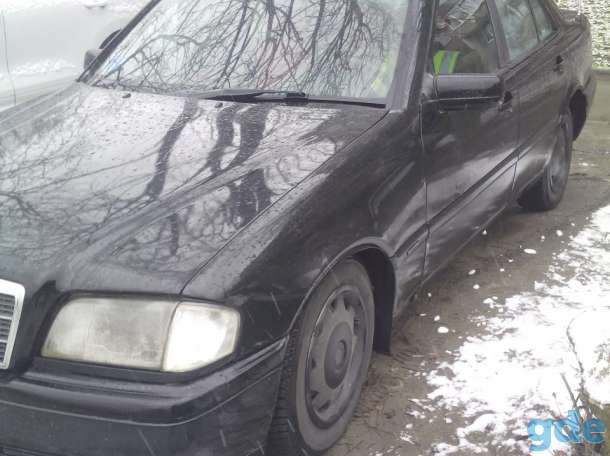 Автомобиль Mercedes, фотография 5