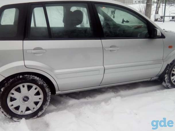 Продам автомобиль Ford Fusion, фотография 2