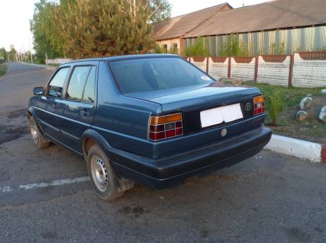 Авто Volkswagen Jetta, фотография 2
