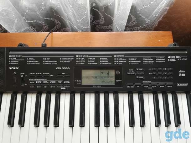 Синтезатор Casio, фотография 1