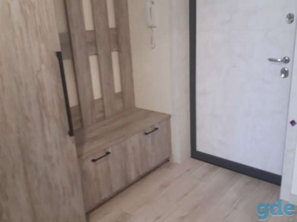 Продаётся современная однокомнатная квартира площадью 43,3 кв.м, фотография 6