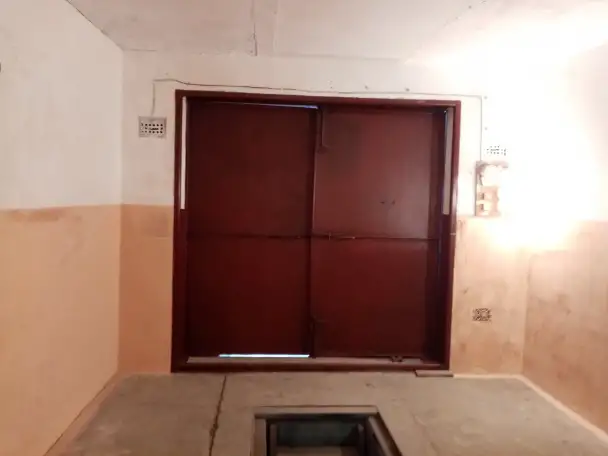 Продам кирпичный гараж в ГСК - 21 по ул. Интернациональная, фотография 3