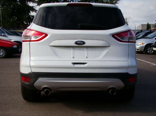 Американский Ford Escape 1.6, фотография 8