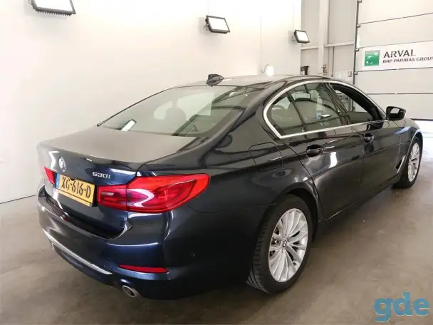 BMW 5 Series 530i Executive - Бензин. Автомат., фотография 3