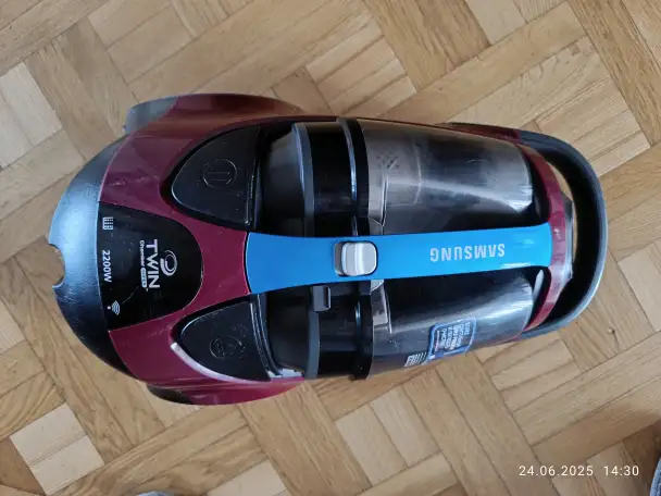 Пылесос Samsung SC8872. Экстремально мощный 2200 вт., фотография 3