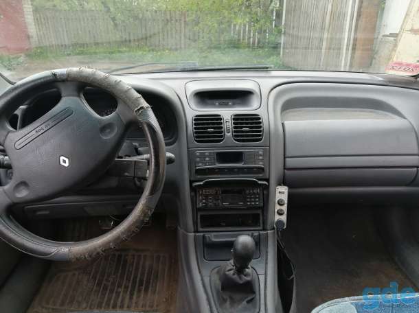 Renault Laguna 2.0 бензин, 1996 год, фотография 5
