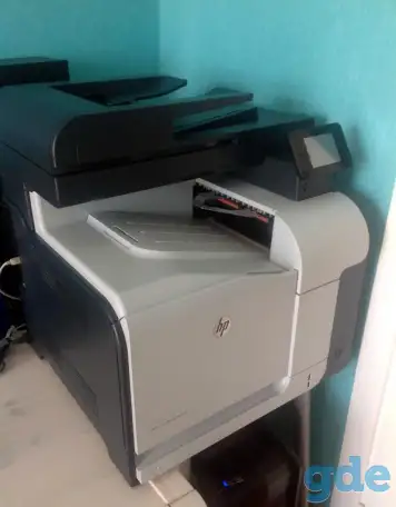 мфу HP: лазерный/цветной/A4/ресурс картриджей 23500стр, фотография 1