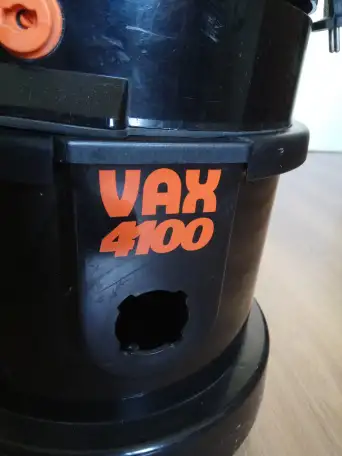 Пылесос VAX-4100 c водным фильтром, фотография 1