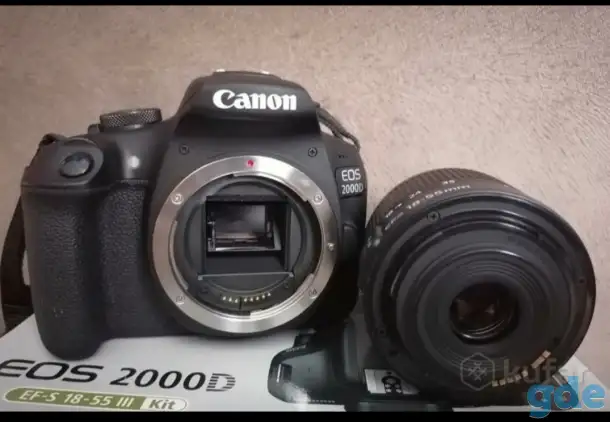Зеркальный фотоаппарат Canon EOS 2000D Kit EF-S 18, фотография 1