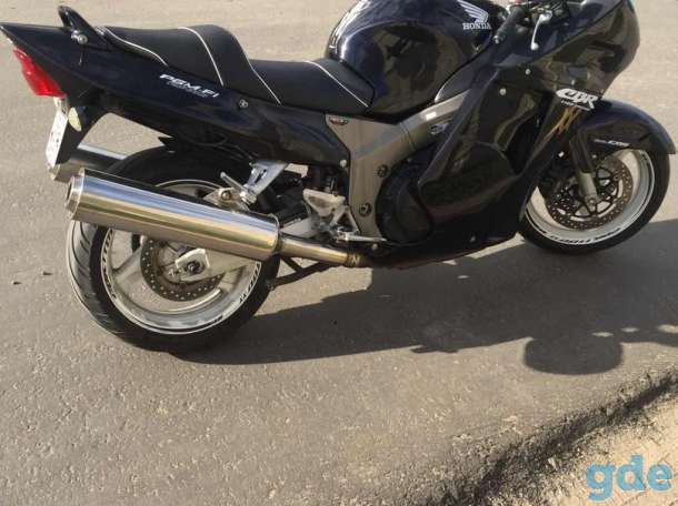 Срочно honda cbr 1100 xx в отличном, фотография 3