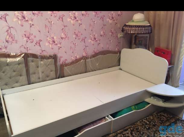 Продам кровать 90x200, фотография 1