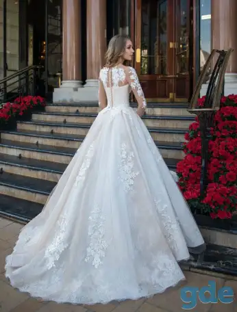 Продажа: СВАДЕБНОЕ ПЛАТЬЕ MILADA – T0768 ОТ TRINITY, фотография 1