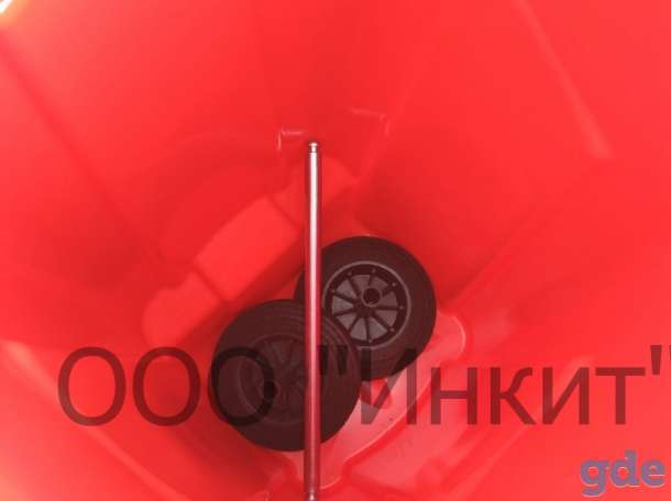 Контейнер для мусора на колесах на 120 л. красного цвета, фотография 4